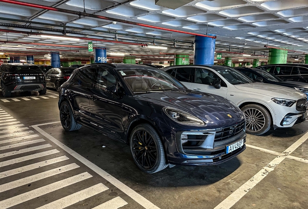 Porsche 95B Macan GTS MkIII