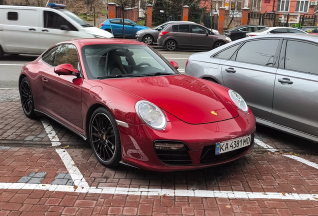Porsche 997 Carrera 4 GTS
