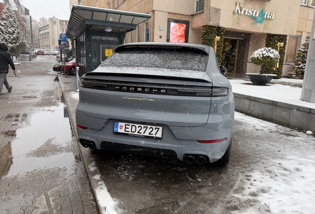 Porsche Cayenne Coupé Turbo E-Hybrid