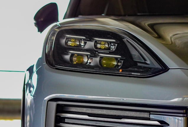 Porsche Cayenne Coupé Turbo E-Hybrid