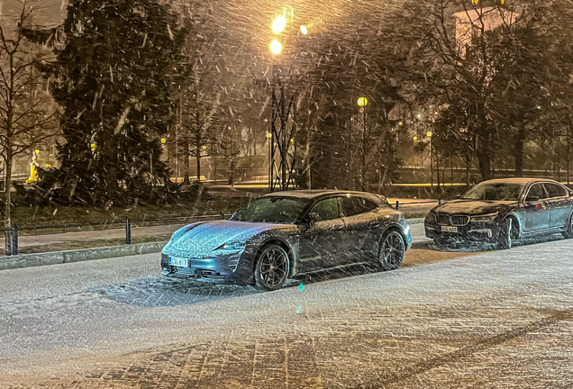 Porsche Taycan Turbo S Sport Turismo