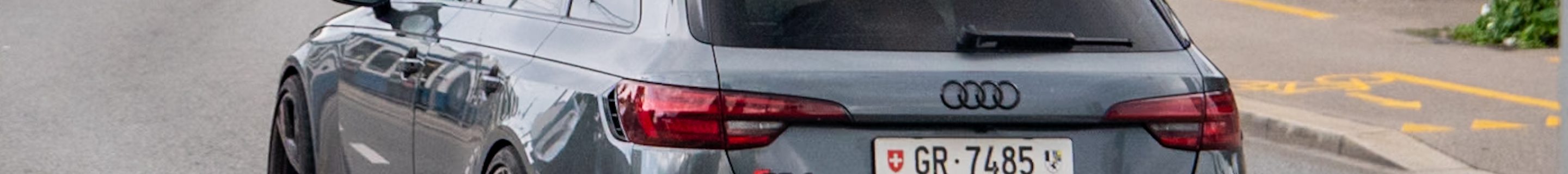Audi RS4 Avant B9