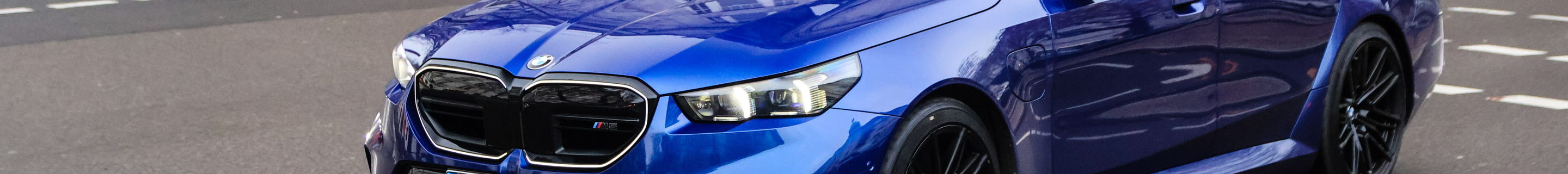BMW M5 G90