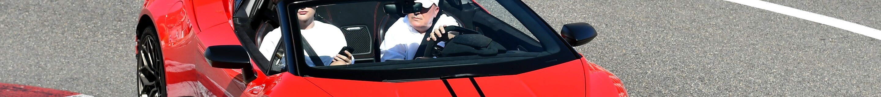 Lamborghini Huracán LP640-4 Performante Spyder