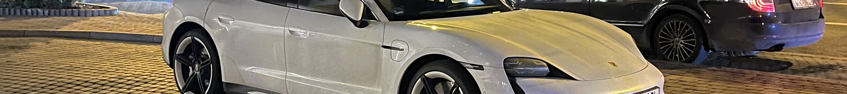Porsche Taycan Turbo