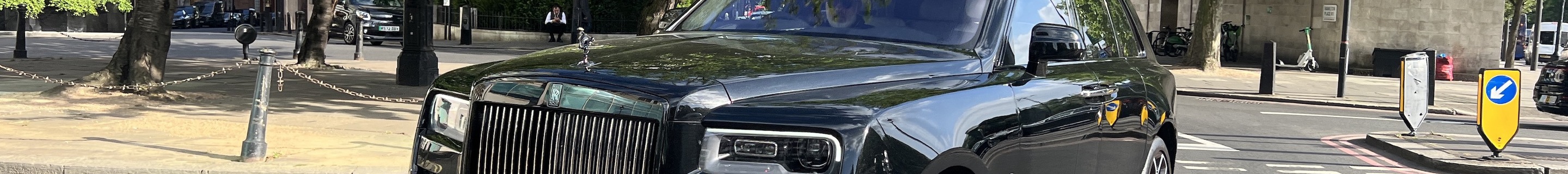 Rolls-Royce Cullinan Black Badge