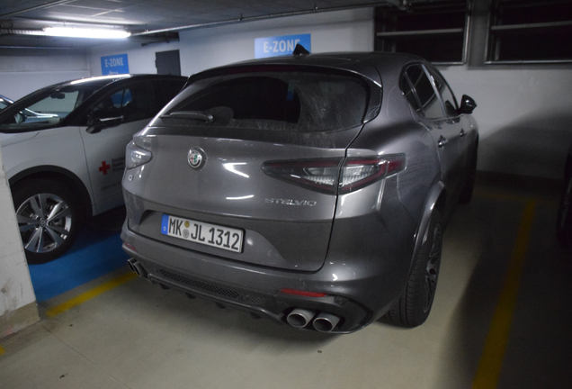 Alfa Romeo Stelvio Quadrifoglio 2023