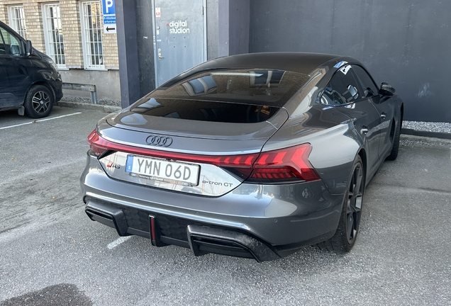 Audi RS E-Tron GT 2025