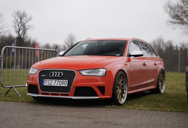 Audi RS4 Avant B8