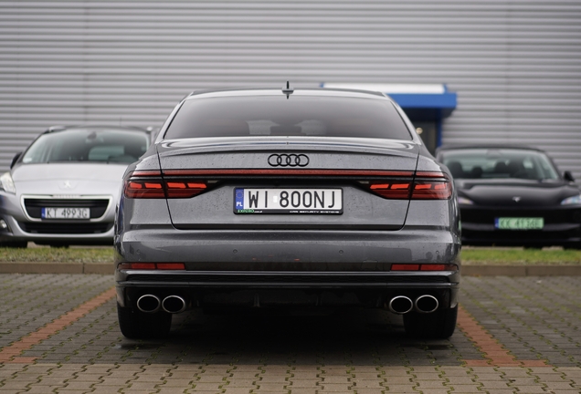 Audi S8 D5