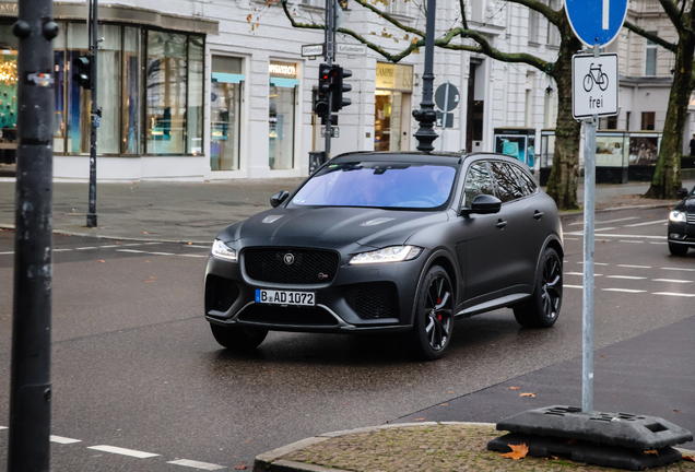 Jaguar F-PACE SVR