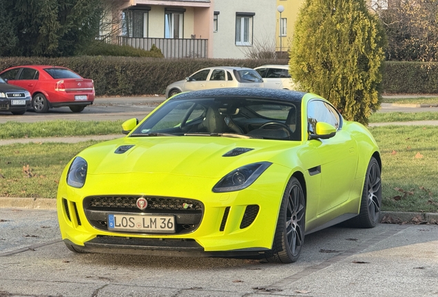 Jaguar F-TYPE R AWD Coupé