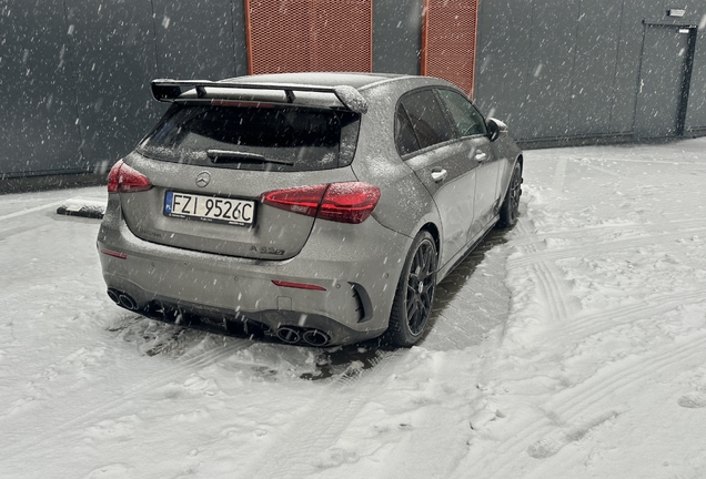 Mercedes-AMG A 45 S W177 2023
