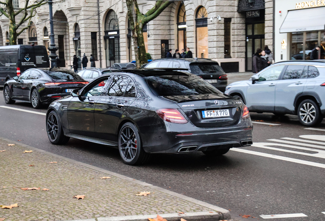 Mercedes-AMG E 63 S W213