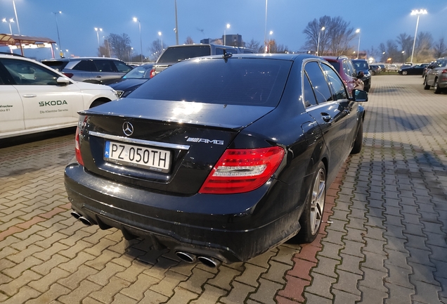 Mercedes-Benz C 63 AMG W204 2012