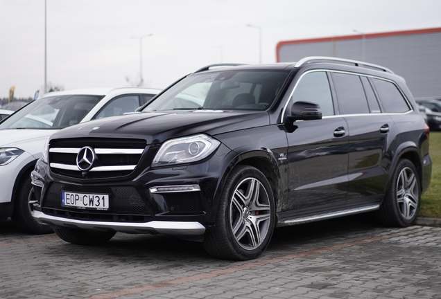 Mercedes-Benz GL 63 AMG X166