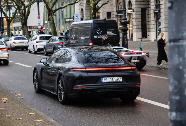 Porsche 972 Panamera Turbo E-Hybrid