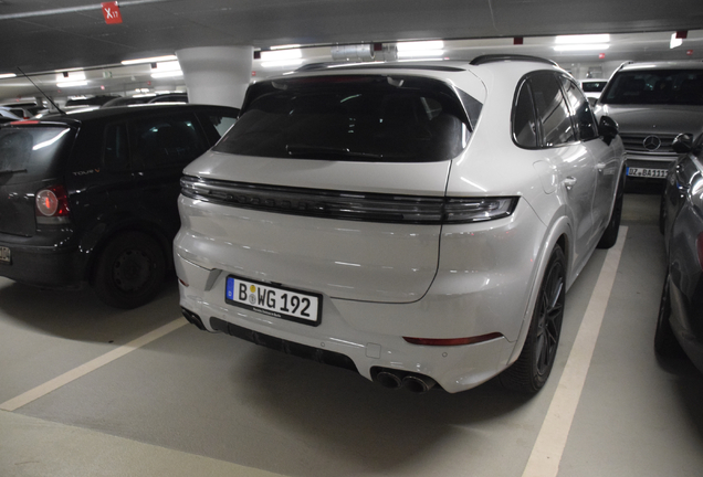 Porsche 9YA Cayenne GTS MkII