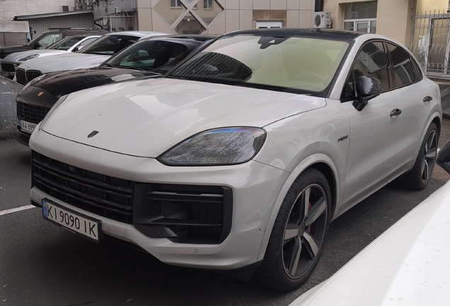 Porsche Cayenne Coupé Turbo E-Hybrid
