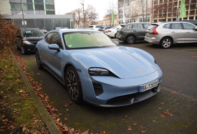 Porsche Taycan GTS Sport Turismo