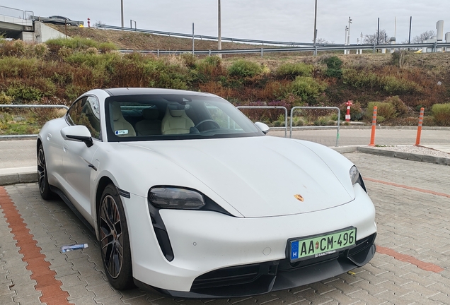 Porsche Taycan Turbo