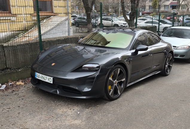 Porsche Taycan Turbo S