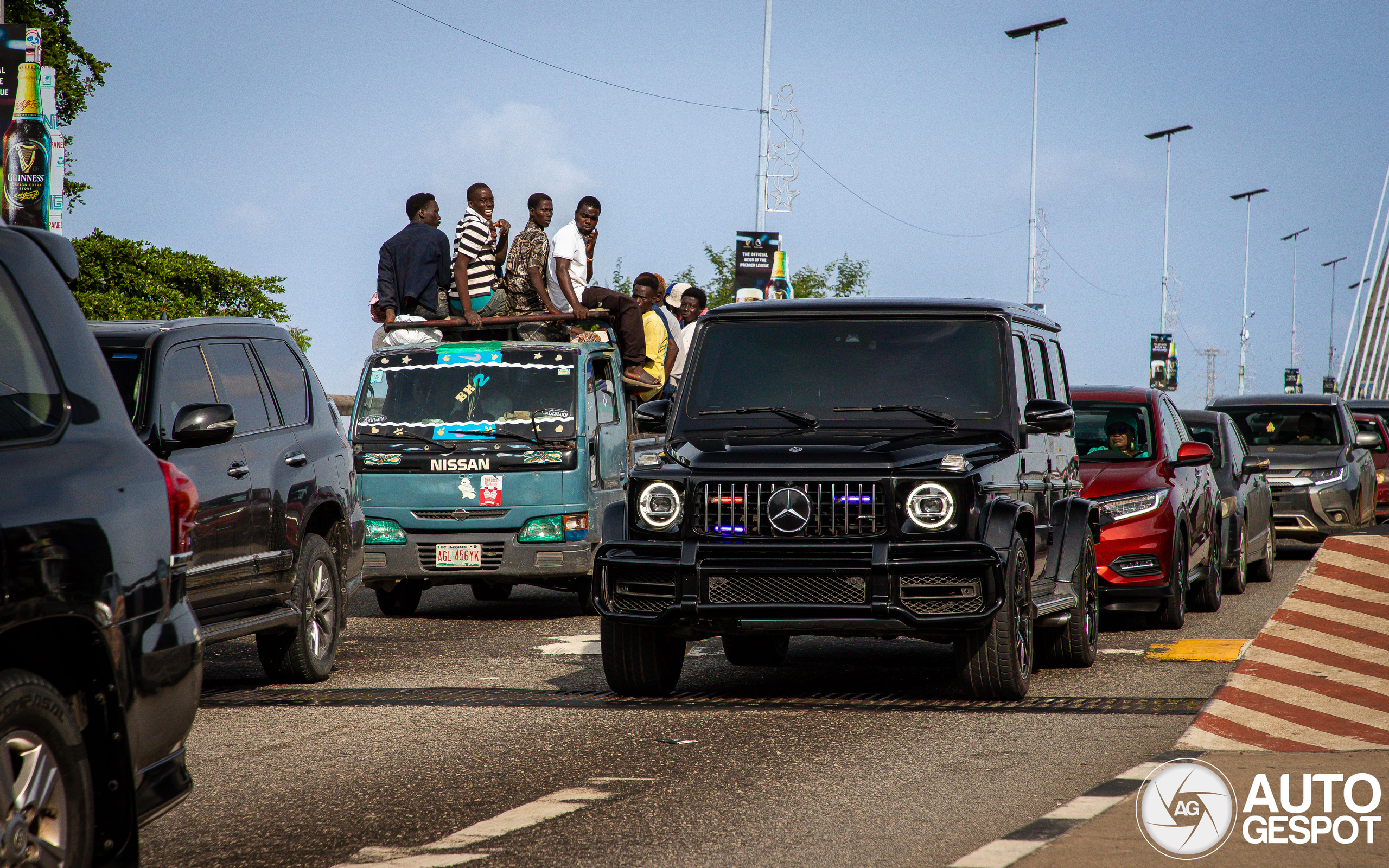 Heel veel G-AMG in Lagos