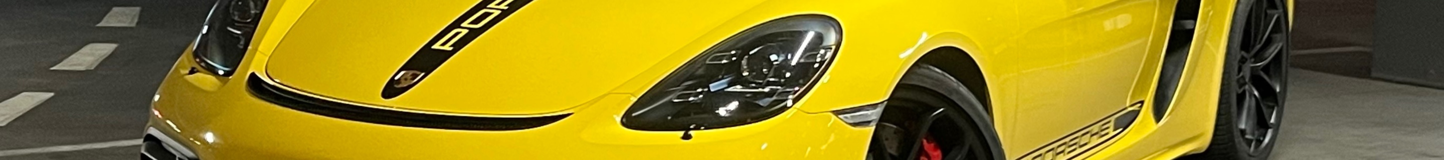 Porsche 718 Cayman GT4