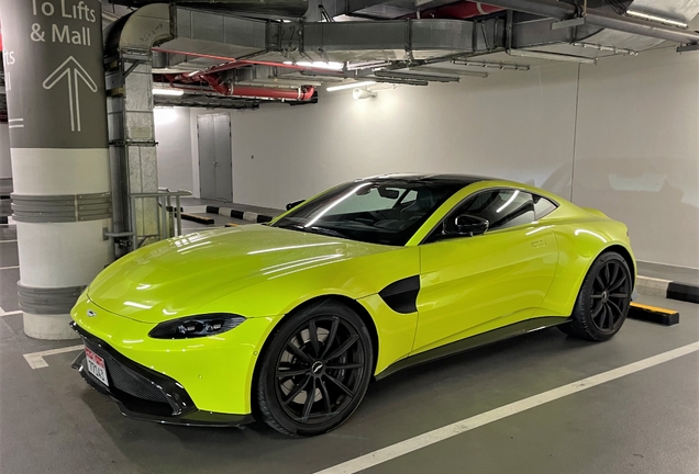 Aston Martin V8 Vantage 2018
