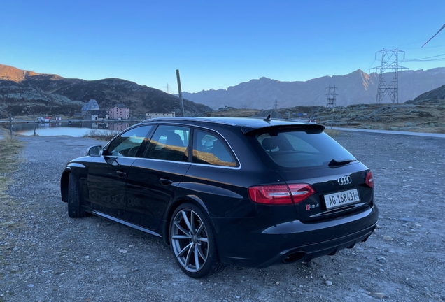 Audi RS4 Avant B8
