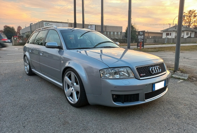 Audi RS6 Avant C5