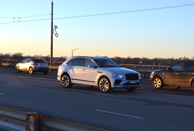 Bentley Bentayga V8 2021