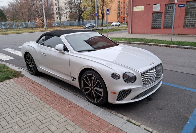 Bentley Continental GTC 2019