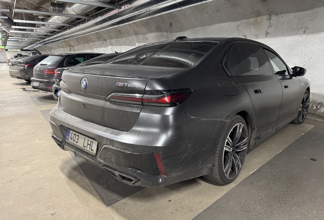 BMW M760e xDrive