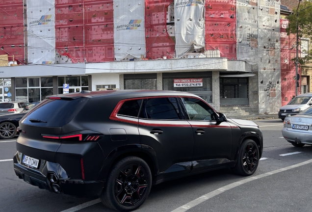 BMW XM G09 Label Red