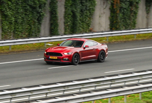 Ford Mustang GT 2015