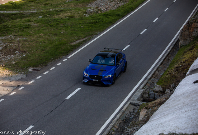 Jaguar XE SV Project 8