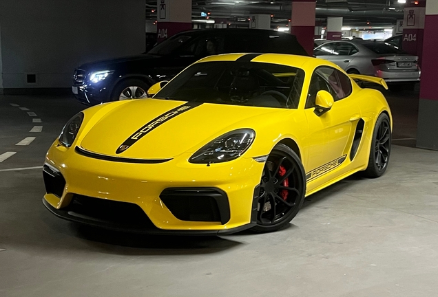 Porsche 718 Cayman GT4