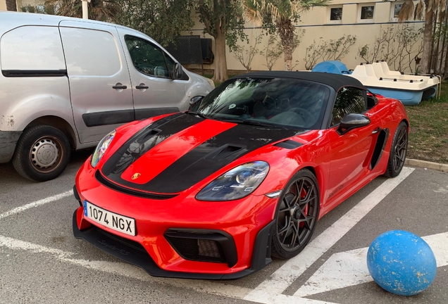 Porsche 718 Spyder RS Weissach Package