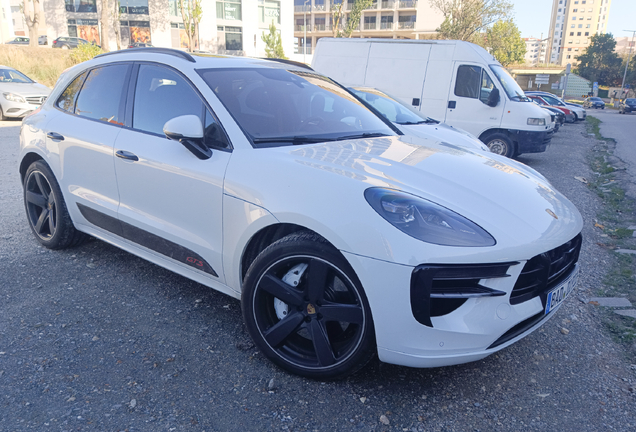 Porsche 95B Macan GTS MkII