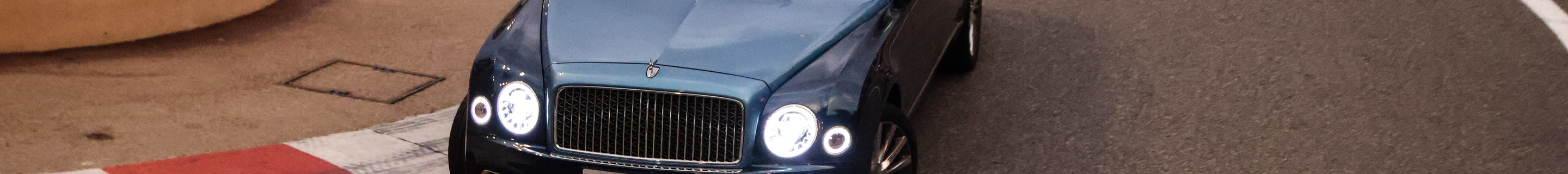 Bentley Mulsanne EWB 2016