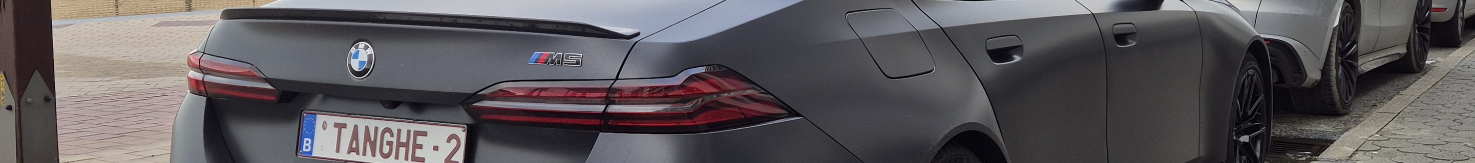 BMW M5 G90
