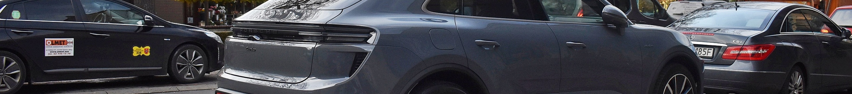Porsche Macan EV Turbo