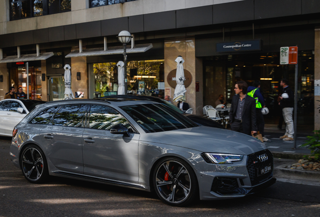 Audi RS4 Avant B9