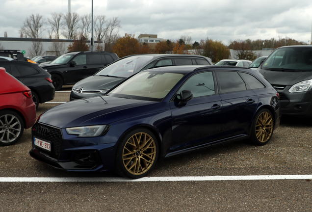 Audi RS4 Avant B9
