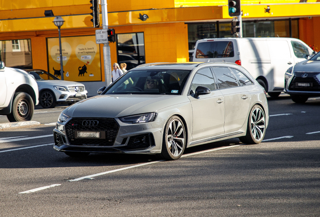 Audi RS4 Avant B9