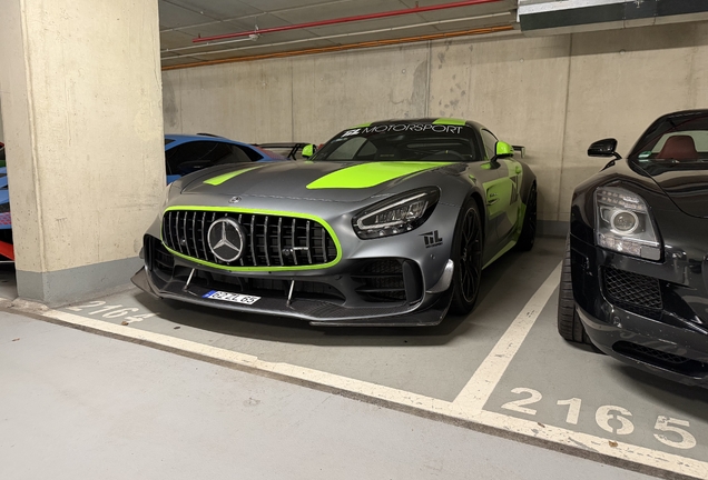 Mercedes-AMG Til GT R Pro RS777