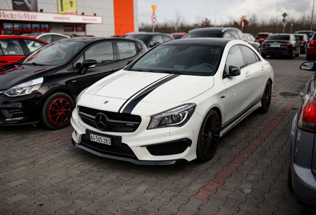 Mercedes-Benz CLA 45 AMG C117