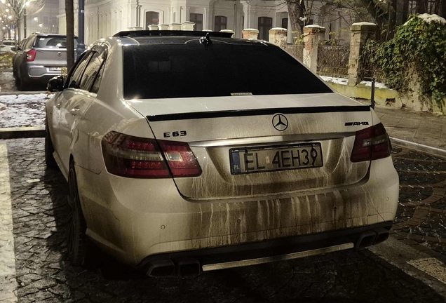 Mercedes-Benz E 63 AMG W212 V8 Biturbo