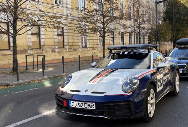 Porsche 992 Dakar
